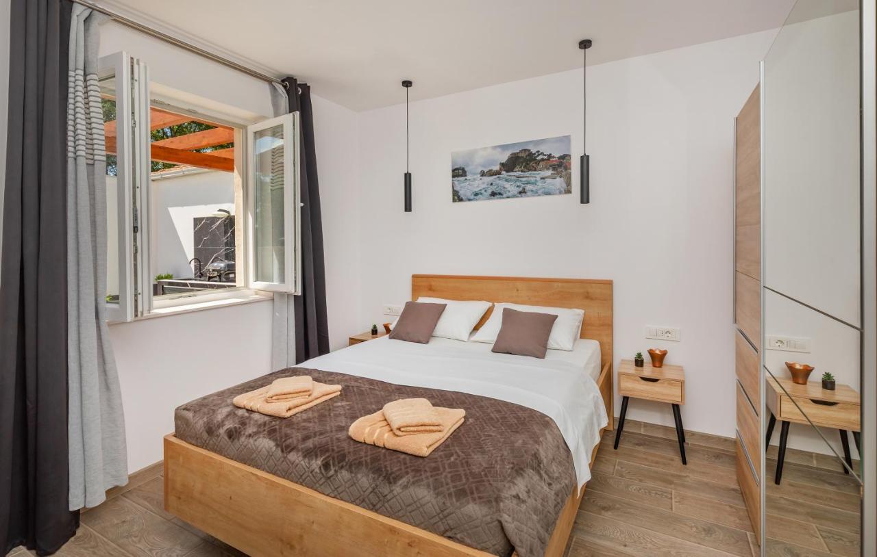Apartment Holiday Home Doma, Cilipi Near Dubrovnik Exterior photo